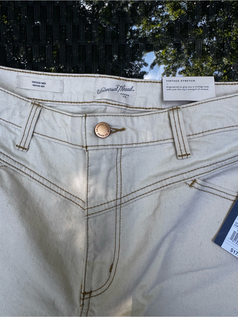 Mid Rise Contrast Stitch Jean Shorts - Picture 2 of 5